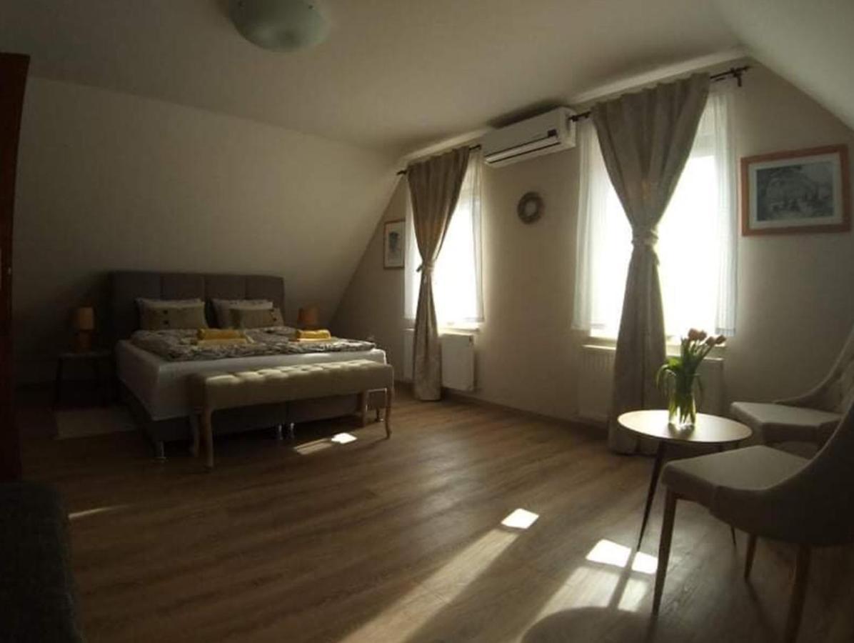 Apartments For Rent Near Budapest Etyek Bagian luar foto